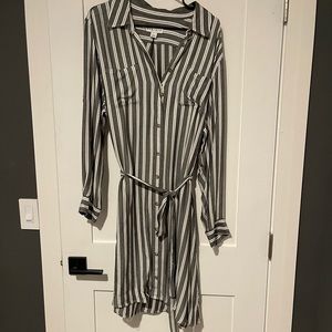 Ava and Viv dress never worn